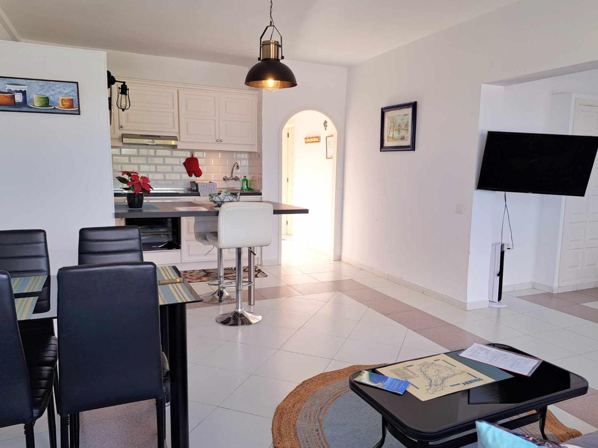 Sunny Tenerife Apartment - Ocean Views Такоронте Экстерьер фото